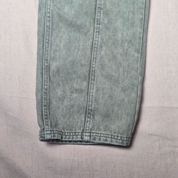 BDG Faded Green Acid Wash Denim Grunge Mom Jeans Womens Size 30 - Picture 13 of 16